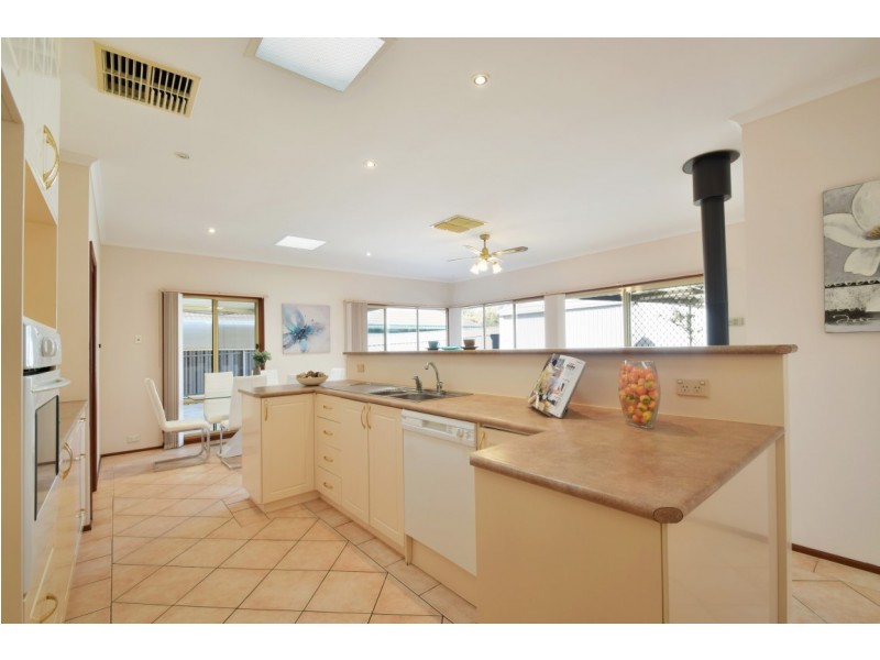 8 Northumberland Road, Onkaparinga Hills SA 5163