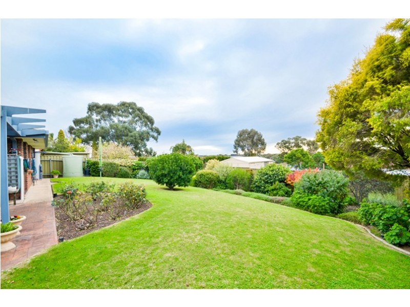 20 Jaimey Grove, Aberfoyle Park SA 5159