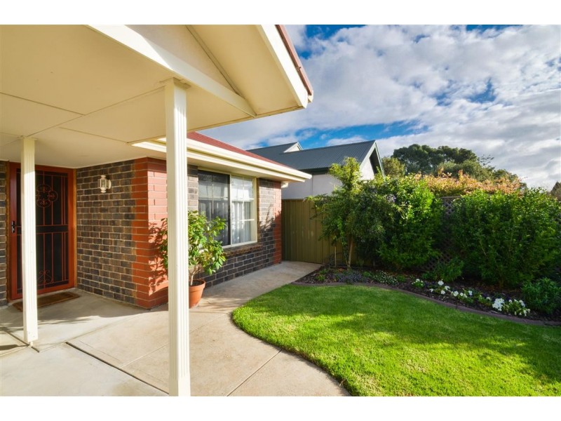 4 Barossa Way, Woodcroft SA 5162