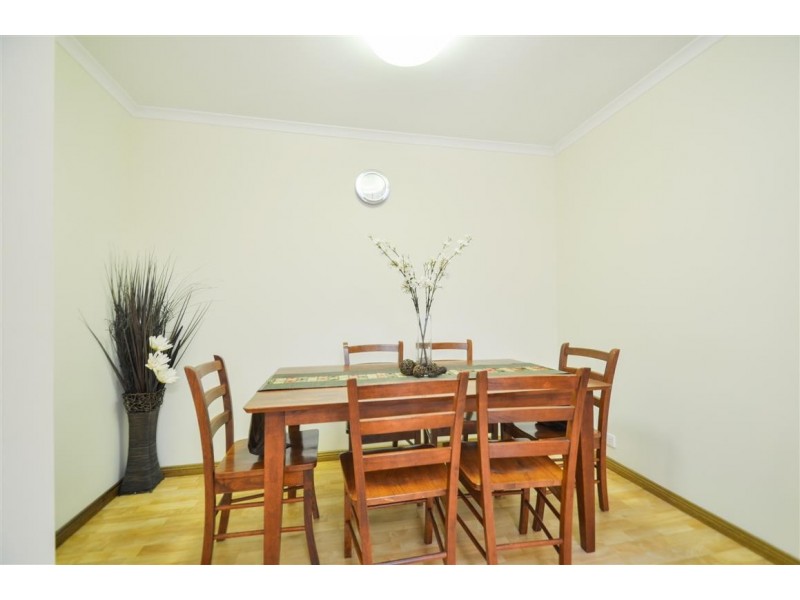 4 Barossa Way, Woodcroft SA 5162