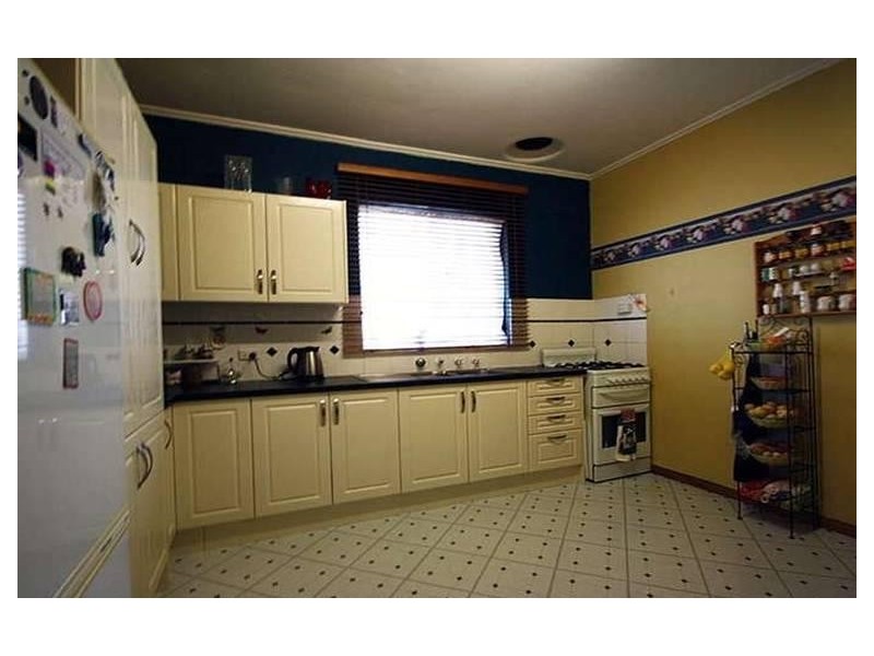 10 Clacton Road, Dover Gardens SA 5048