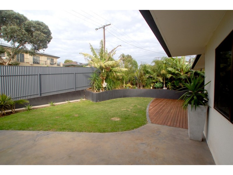 7 Domain Street, Moana SA 5169