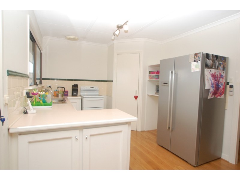 7 Domain Street, Moana SA 5169