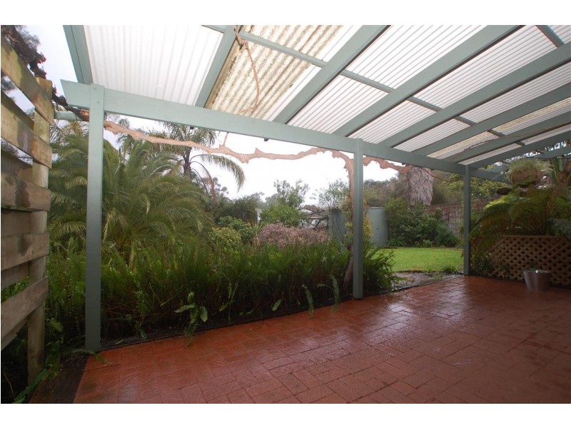 11 Chelsea Ave, Flagstaff Hill SA 5159