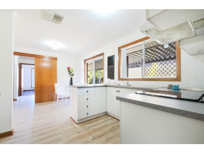 1/1 Ian Street, Morphett Vale SA 5162