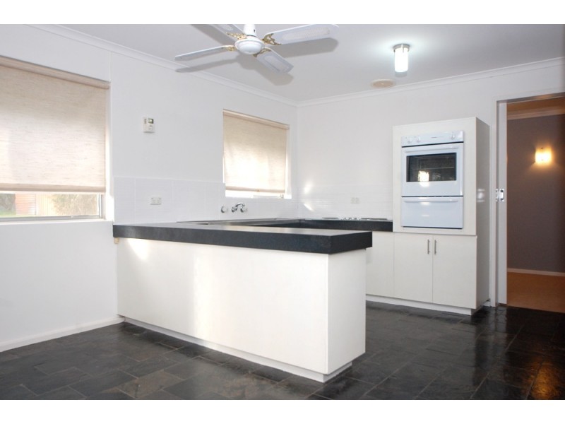 3 Underbank Grove, Hackham West SA 5163