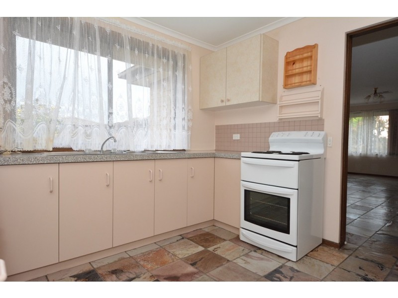26 Sherebrooke Boulevard, Woodcroft SA 5162