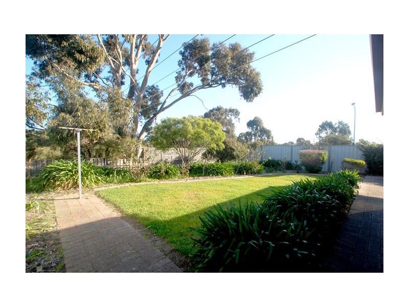 19 Maralyn Court, Aberfoyle Park SA 5159