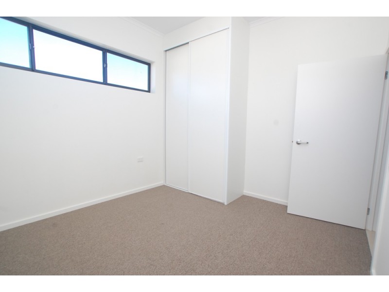 11/2 Grey Box Avenue, Noarlunga Centre SA 5168