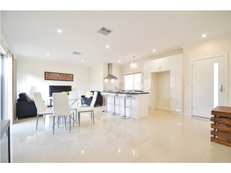 16 Laurence Street, South Plympton SA 5038