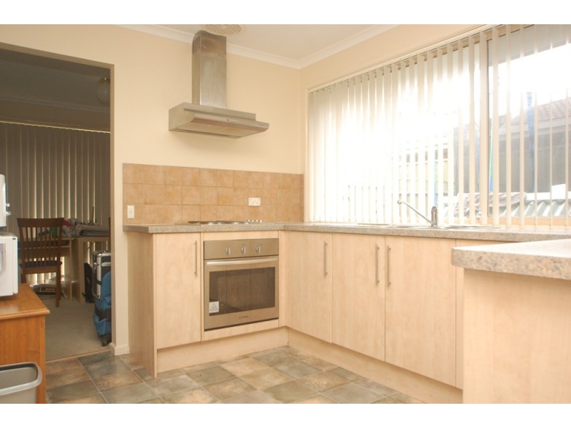 14 Marena Court, Woodcroft SA 5162