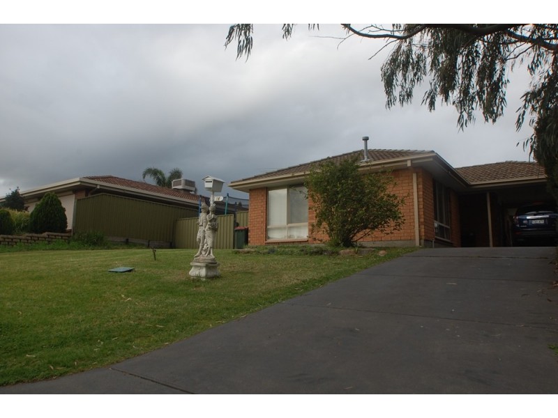 14 Marena Court, Woodcroft SA 5162