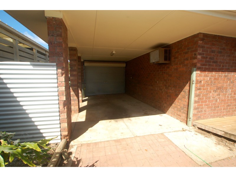 17 Radcliffe Grove, Christie Downs SA 5164