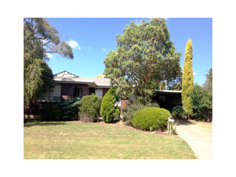 2 Trinidad Way, Happy Valley SA 5159