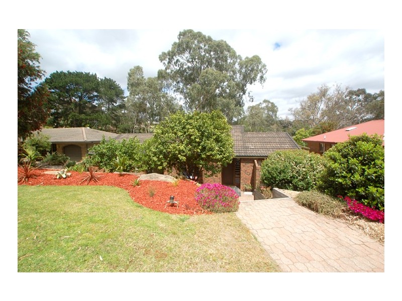 26 Banksia Road, Aberfoyle Park SA 5159