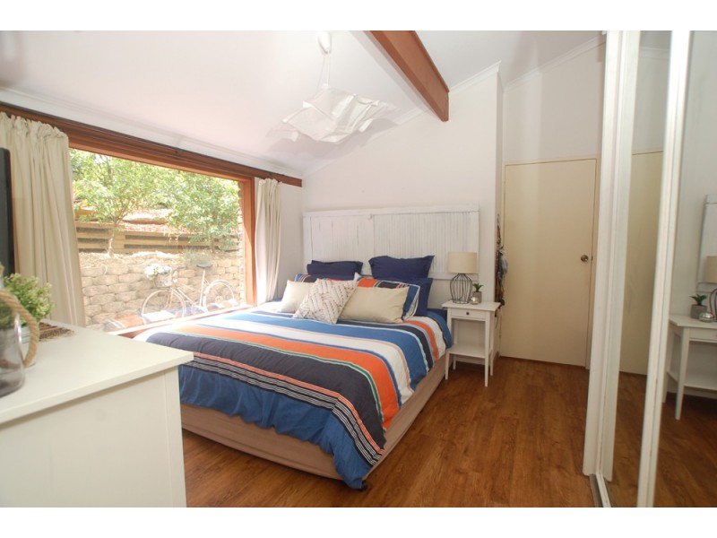 26 Banksia Road, Aberfoyle Park SA 5159