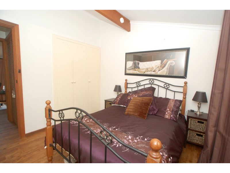 26 Banksia Road, Aberfoyle Park SA 5159