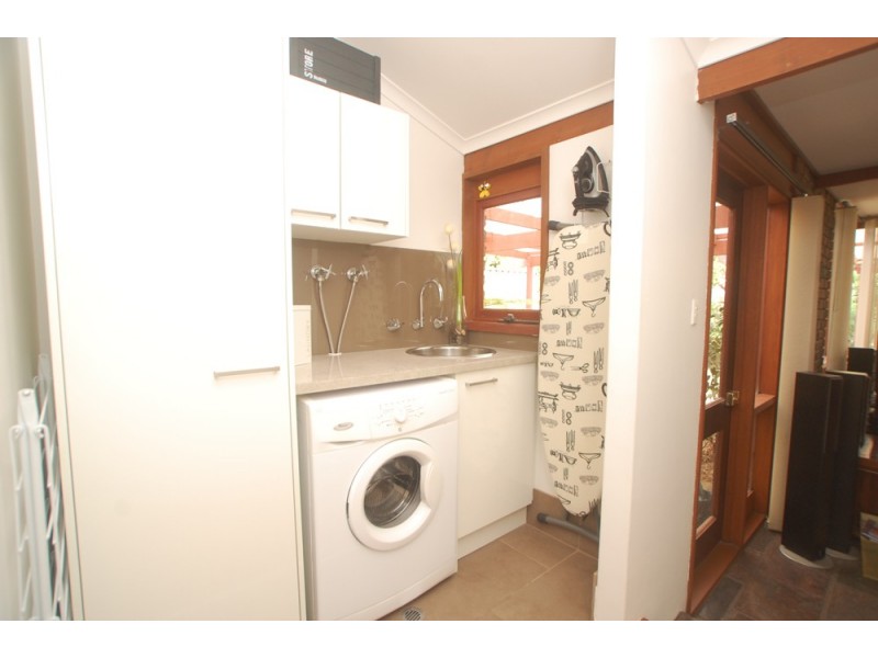 26 Banksia Road, Aberfoyle Park SA 5159