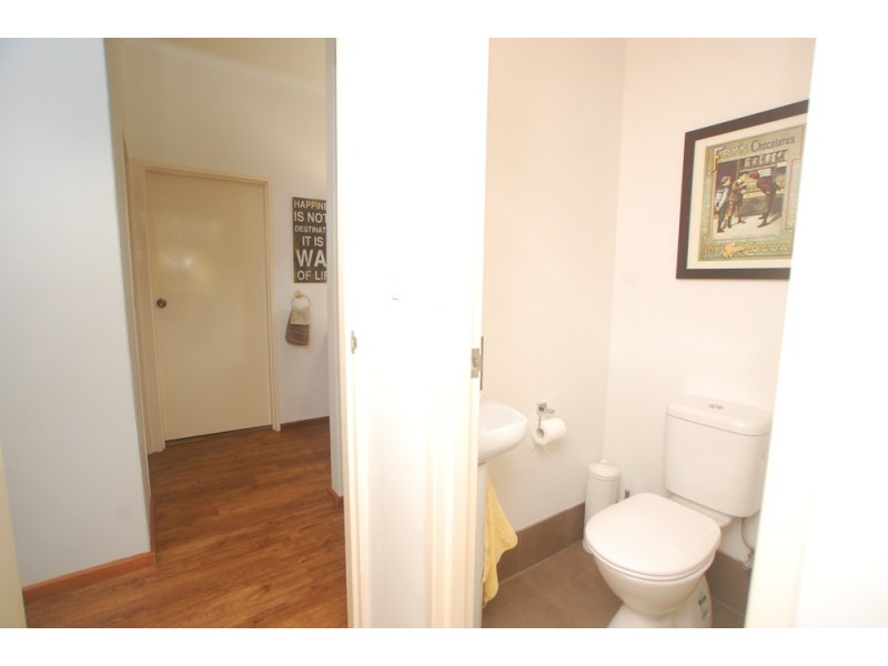 26 Banksia Road, Aberfoyle Park SA 5159