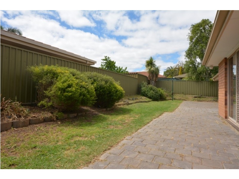 14 Marena Court, Woodcroft SA 5162