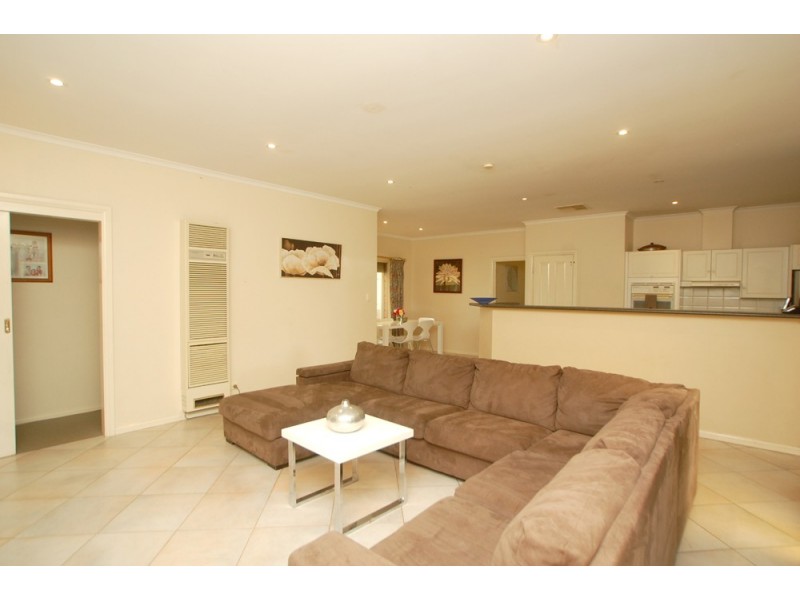 10 Shire Court, Woodcroft SA 5162
