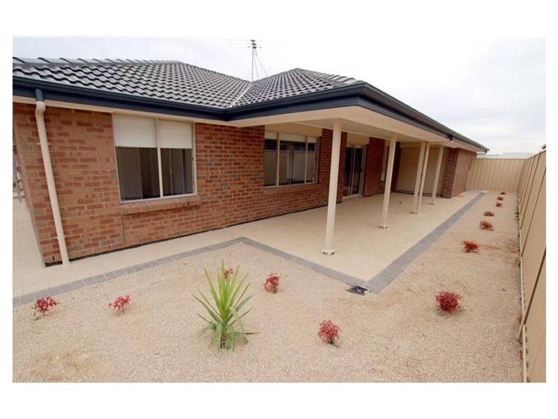 2 Buoy Crescent, Seaford Meadows SA 5169