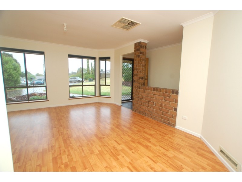 4 Spode Court, Trott Park SA 5158