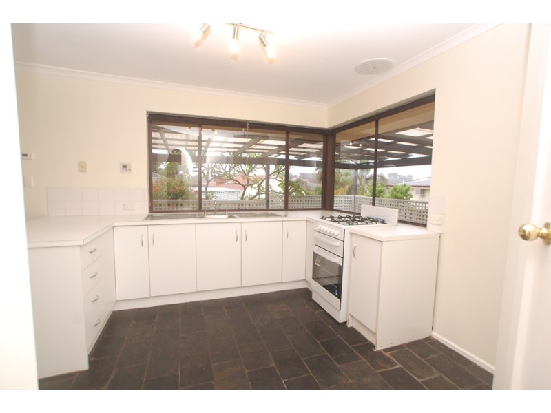 4 Spode Court, Trott Park SA 5158