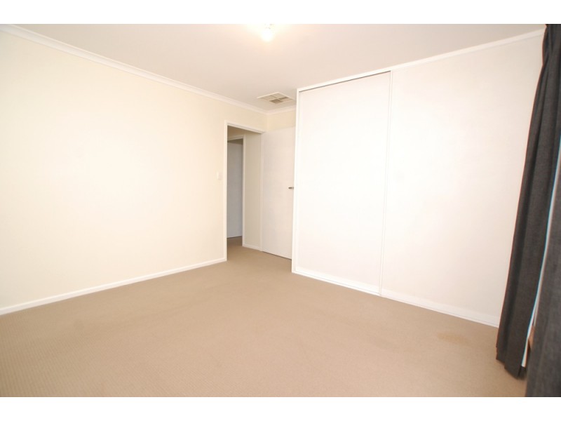 4 Spode Court, Trott Park SA 5158