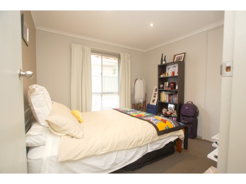 11 Tatiara Road, Happy Valley SA 5159