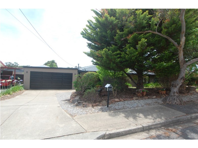 11 Tatiara Road, Happy Valley SA 5159
