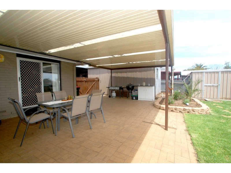 11 Tatiara Road, Happy Valley SA 5159