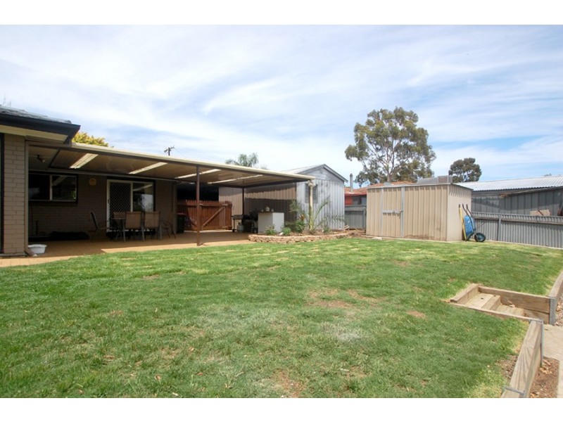 11 Tatiara Road, Happy Valley SA 5159