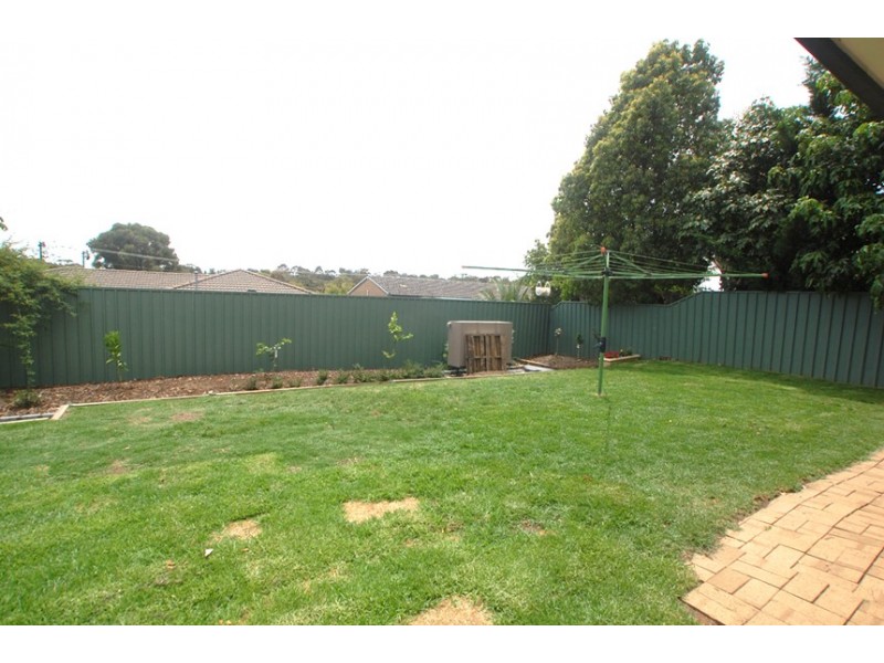 11 Tatiara Road, Happy Valley SA 5159