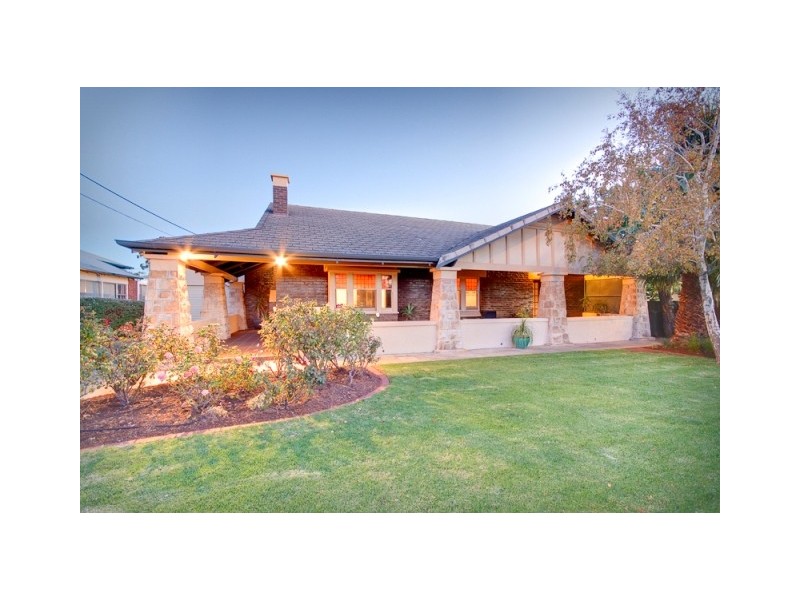 31 Downing Street, Hove SA 5048