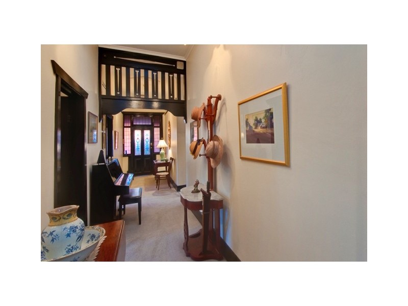 31 Downing Street, Hove SA 5048