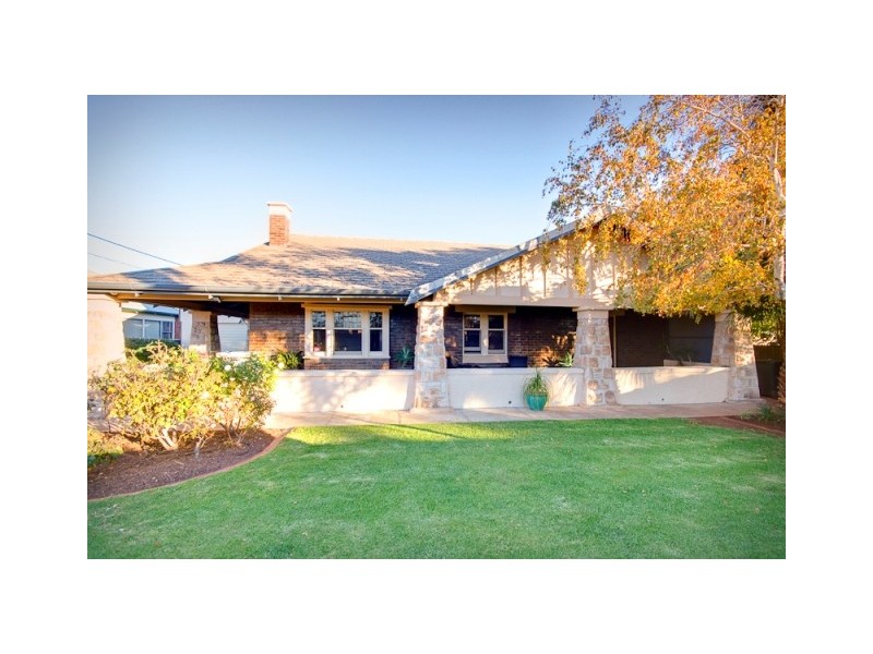 31 Downing Street, Hove SA 5048