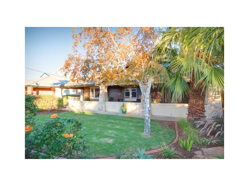 31 Downing Street, Hove SA 5048