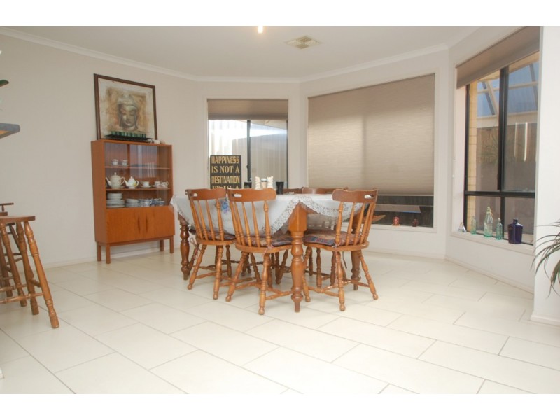 2 Sail Place, Seaford Rise SA 5169