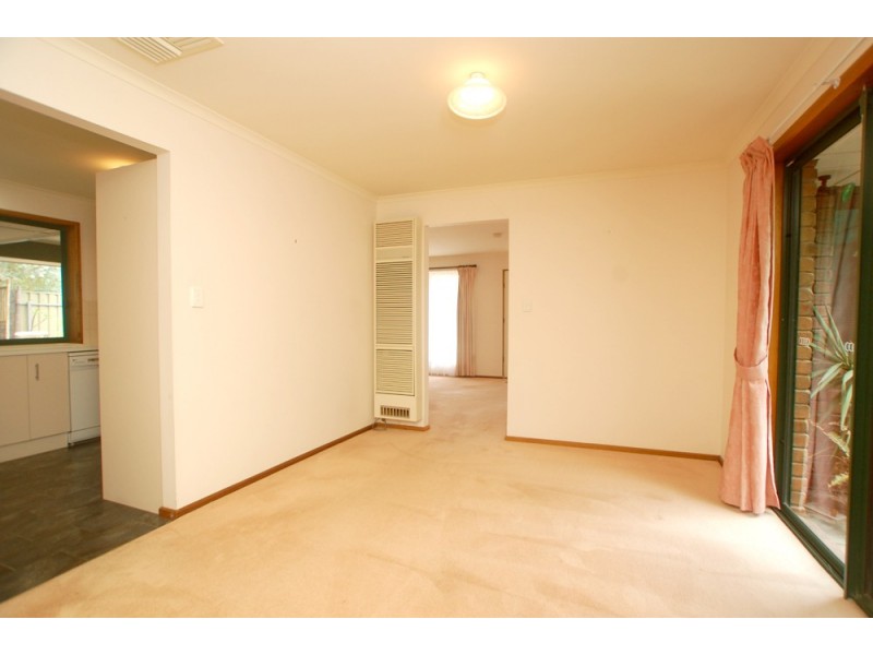 13 Madigan Crescent, Woodcroft SA 5162