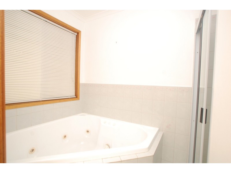 13 Madigan Crescent, Woodcroft SA 5162