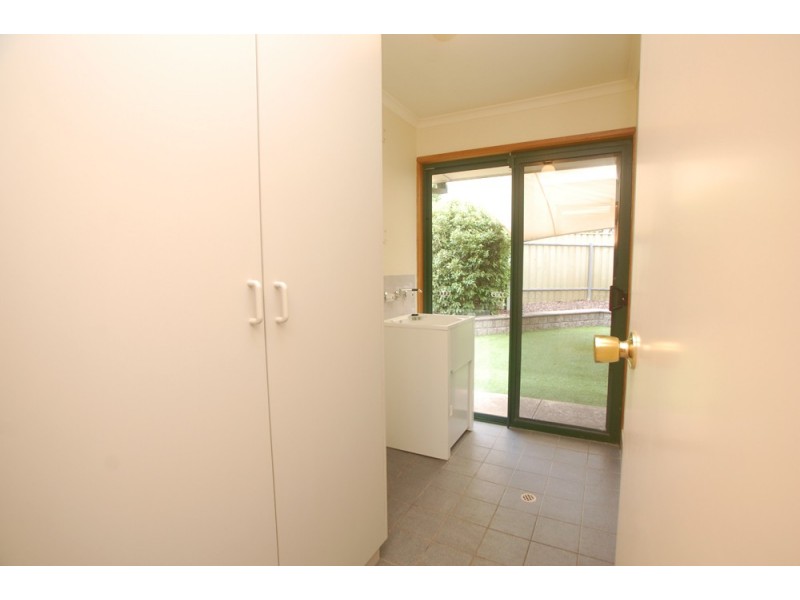 13 Madigan Crescent, Woodcroft SA 5162