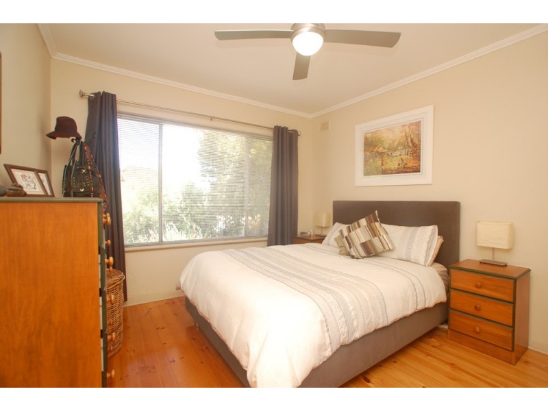 3 Woodmere Avenue, Mitchell Park SA 5043