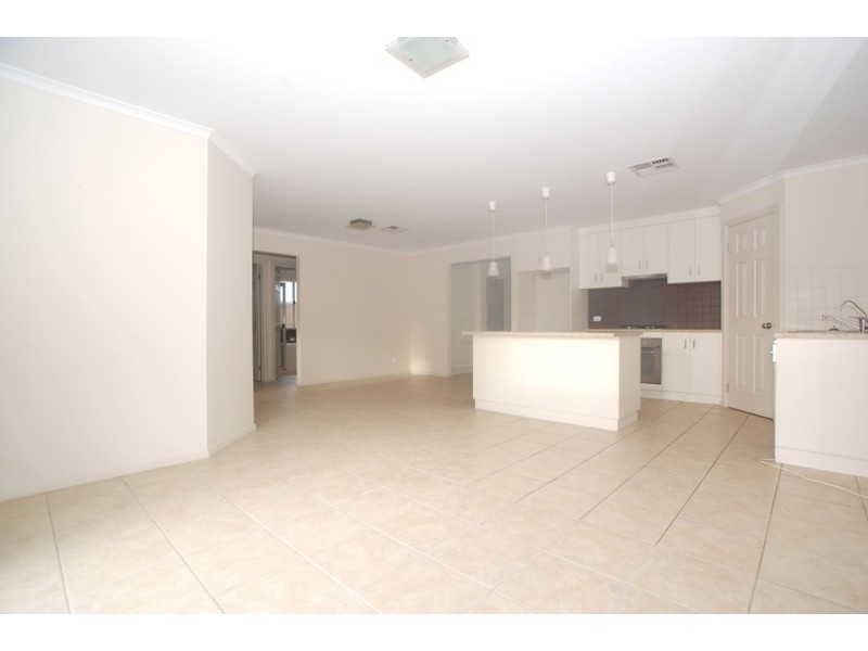 10 Schurgott Court, Happy Valley SA 5159