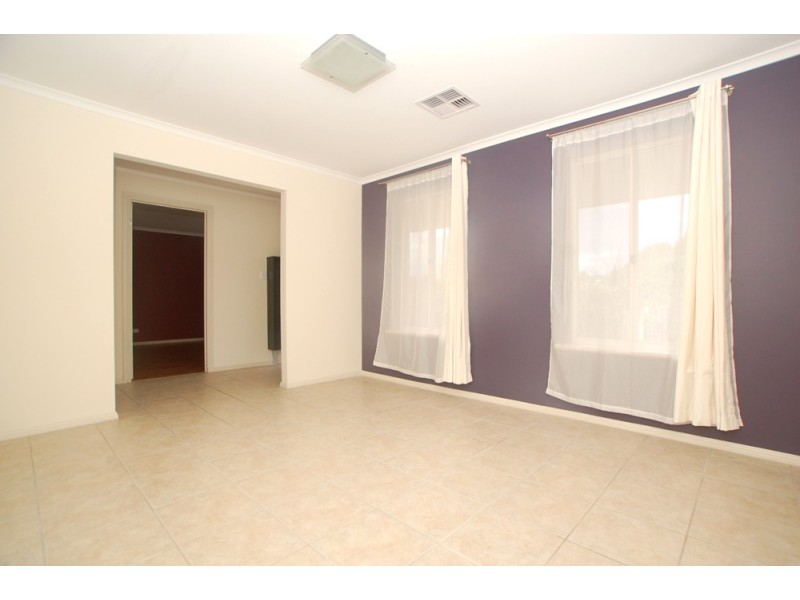 10 Schurgott Court, Happy Valley SA 5159