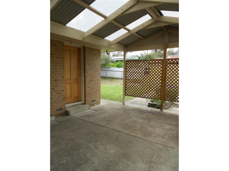 11 Medina St, Aberfoyle Park SA 5159