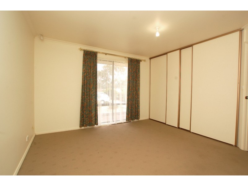 6 St Vincent Close, Aberfoyle Park SA 5159