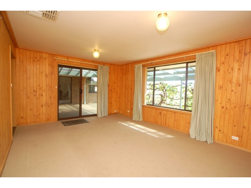 6 St Vincent Close, Aberfoyle Park SA 5159