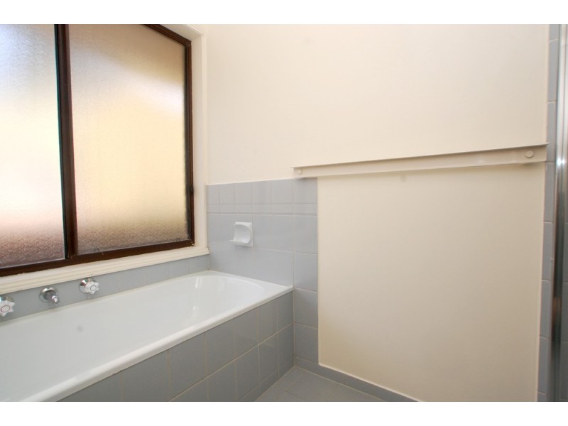 6 St Vincent Close, Aberfoyle Park SA 5159