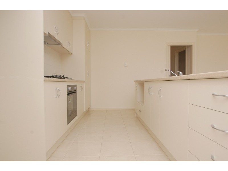 7 Weeroona Avenue, Port Noarlunga South SA 5167